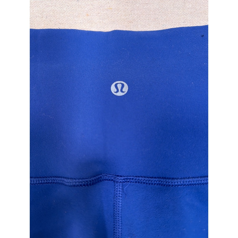 Lululemon High Rise Cropped Leggings Royal Blue Athletic Yoga Pants Size 4